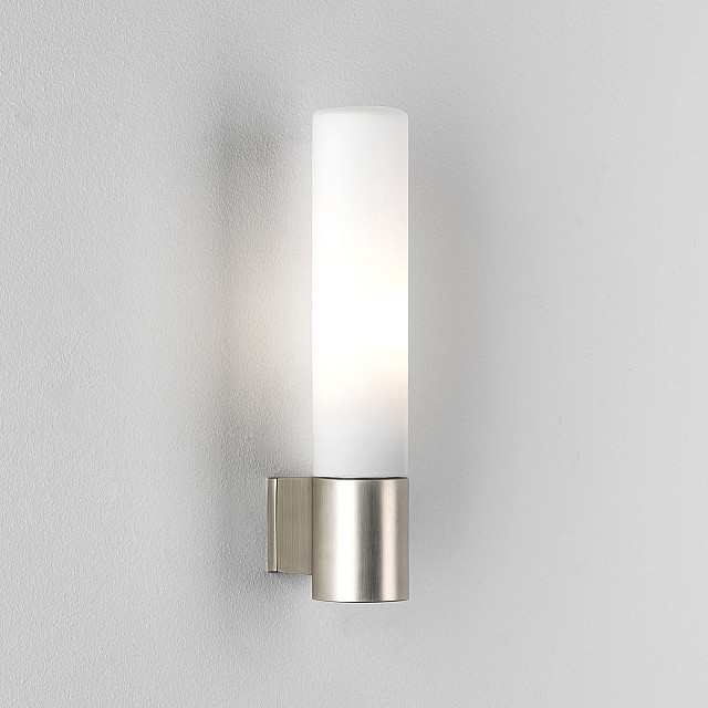Bari Bathroom Wall Light in Matt Nickel