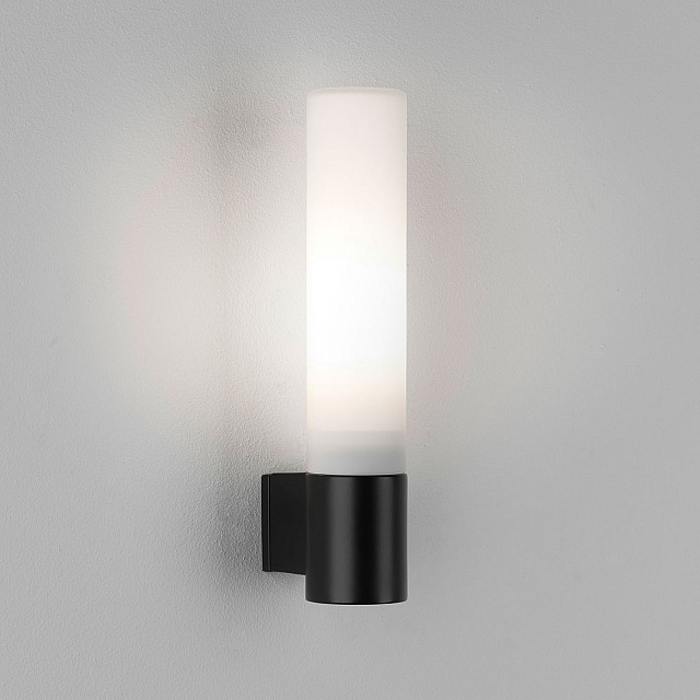 Bari Bathroom Wall Light in Matt Black