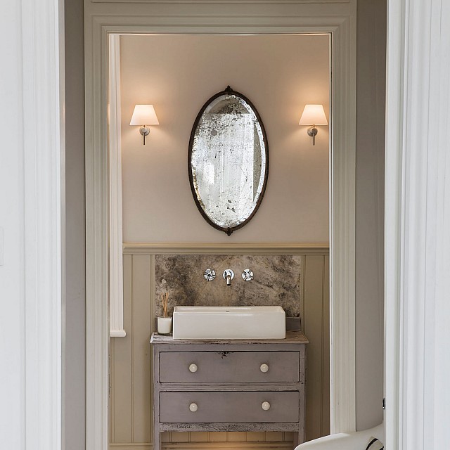 Roma Bathroom Wall Light in Polished Chrome