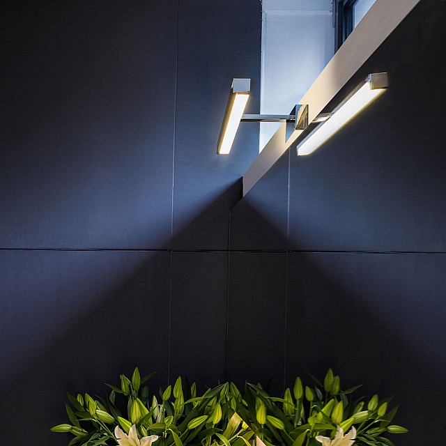 Kashima 350 LED Wall Light in Polished Chrome