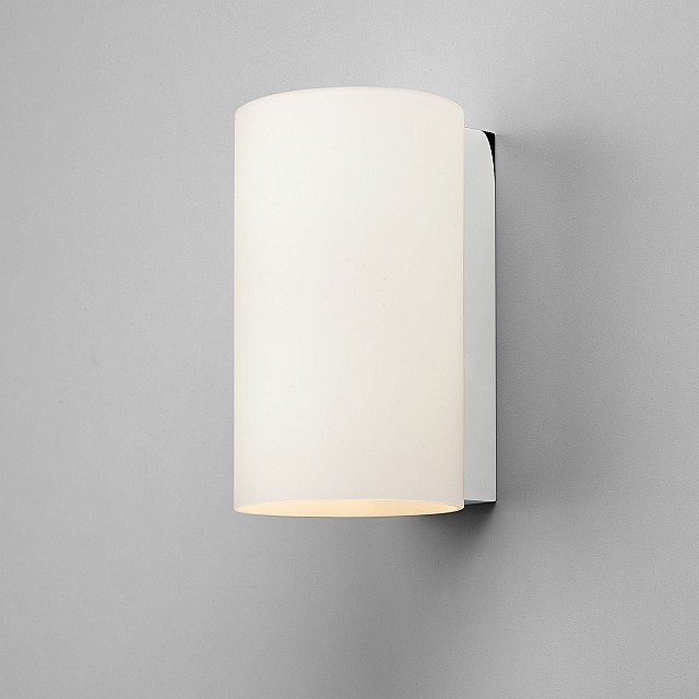 Cyl 200 Wall Light in White Glass