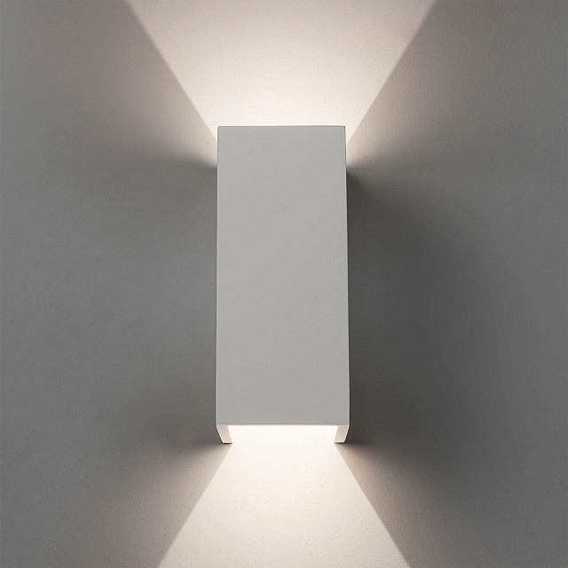 Parma 210 Wall Light in Plaster