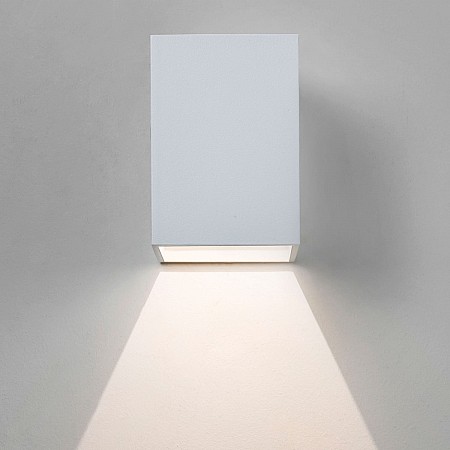 Oslo 100 LED Exterior Wall Light in Textured White