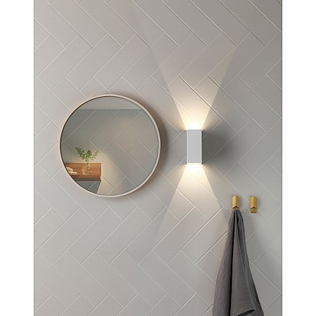 Oslo 160 LED Exterior Wall Light in Textured White