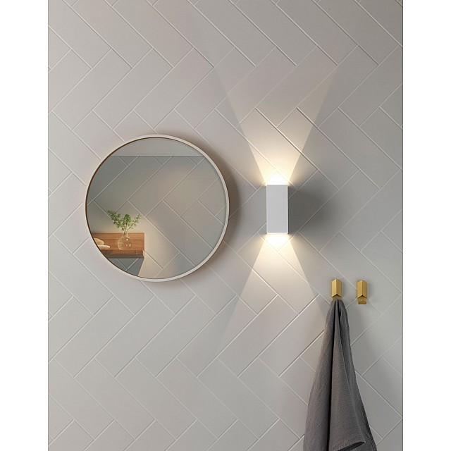 Oslo 160 LED Exterior Wall Light in Textured White