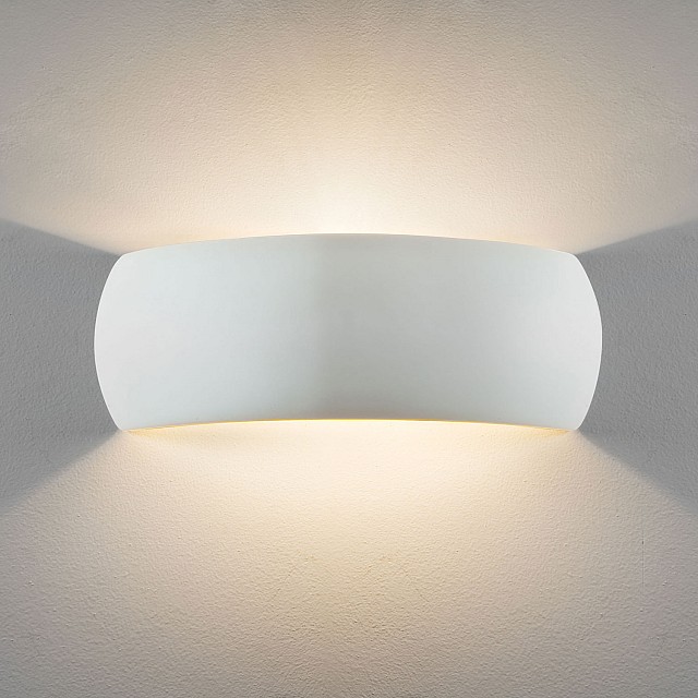Milo 400 Wall Light in Ceramic