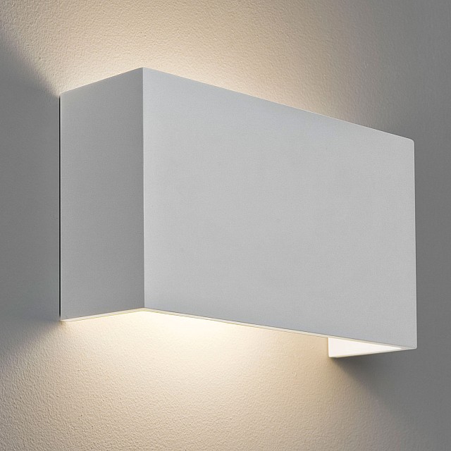 Pella 325 Wall Light in Plaster