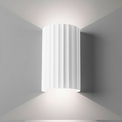 Kymi 220 Wall Light in Plaster