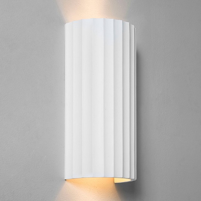 Kymi 300 Wall Light in Plaster